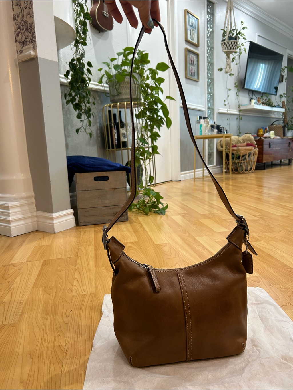 Vintage Coach Legacy Hobo Shoulder Bag In Cognac Glovetanned Leather